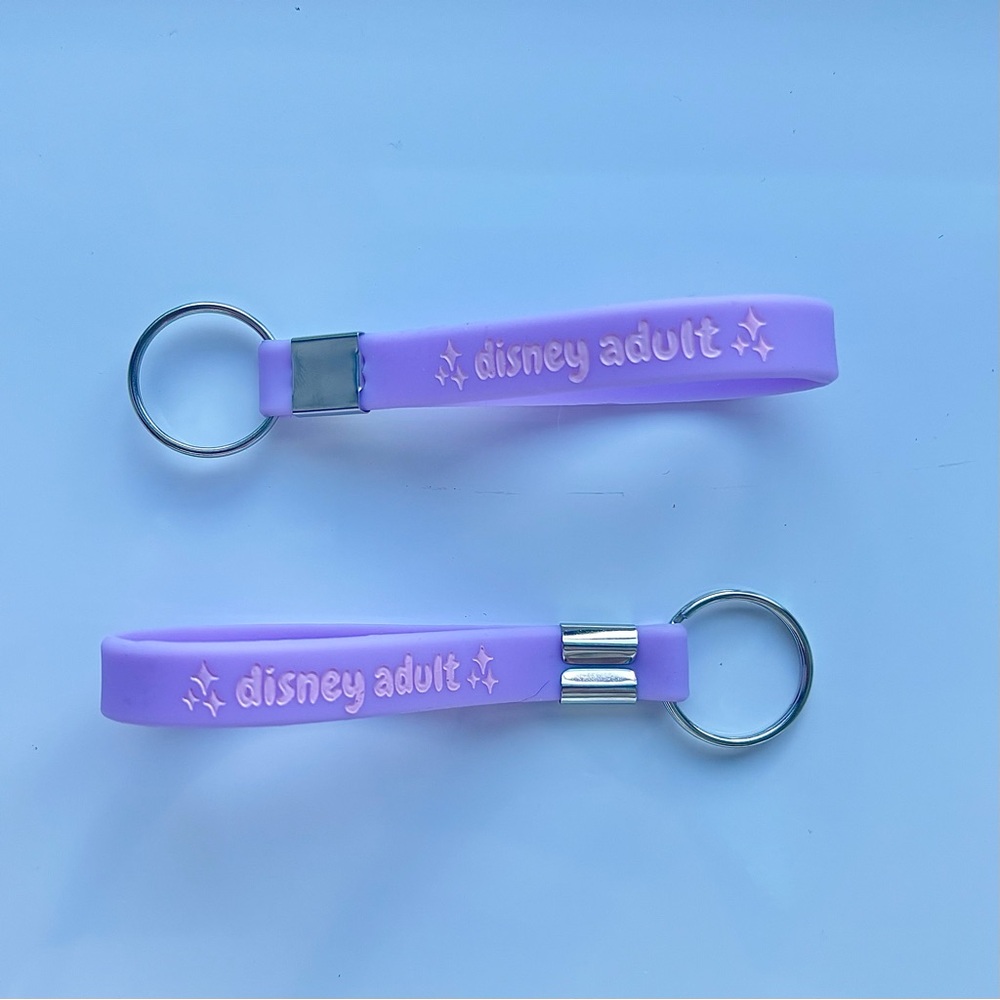 💜Disney Adult Loop Keychain